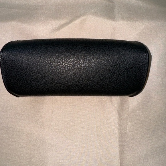 Ray Ban aviators black sunglass case - Picture 3 of 6